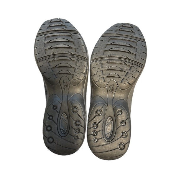 Women’s Easy Spirit Velcro Open Heal Shoes - Size 8 - NWOT - Picture 2 of 6